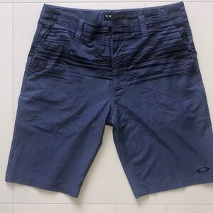 Oakley Dark Blue Board Shorts Size 32